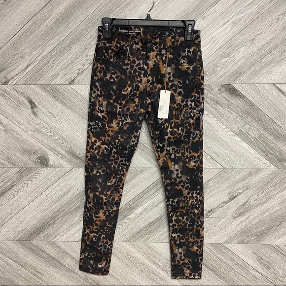 Adriano Goldschmied | The Farrah Skinny Ankle Camo - Picture 5 of 11